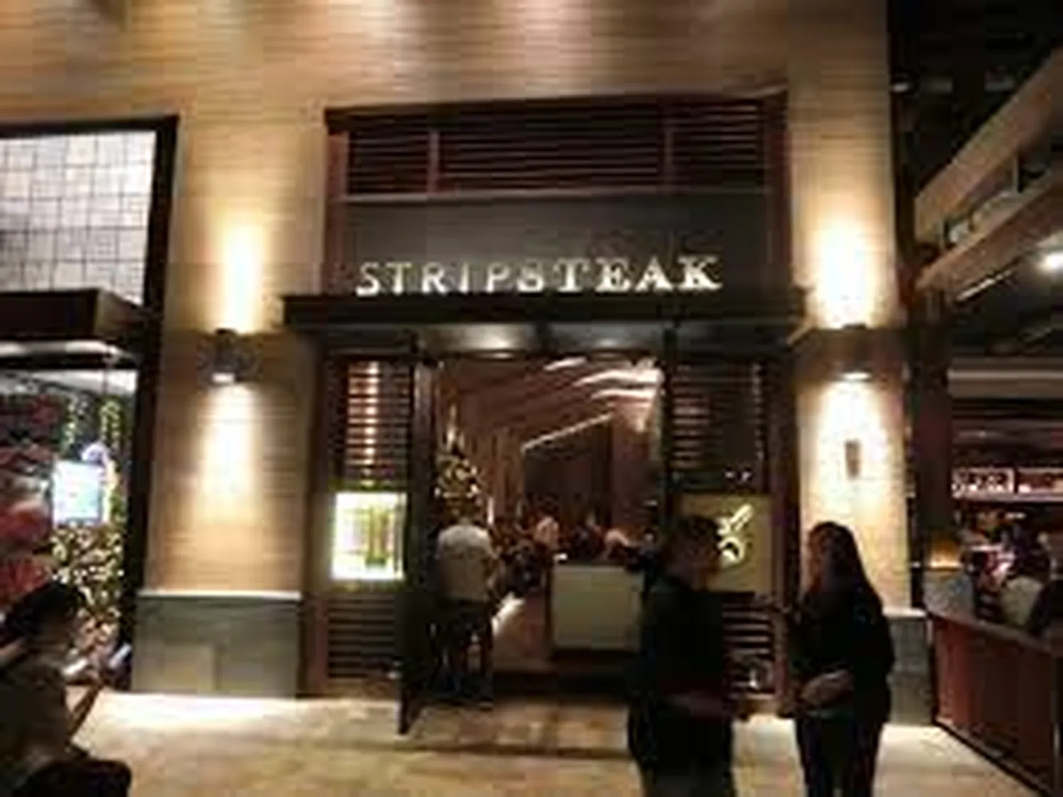 Stripsteak restaurant Hawaii