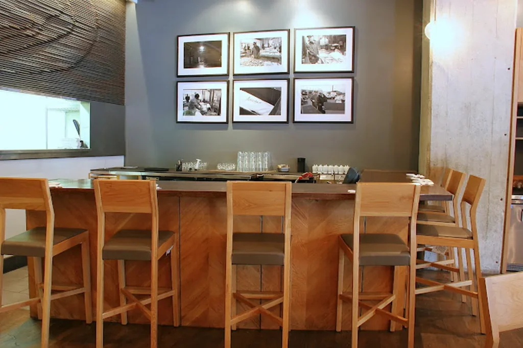 Reservation at SUGARFISH restaurant Los Angeles KEYS