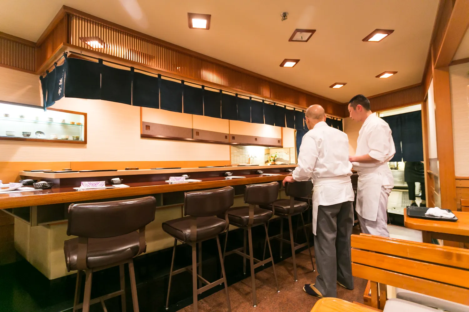 Sukiyabashi Jiro Honten restaurant Tokyo