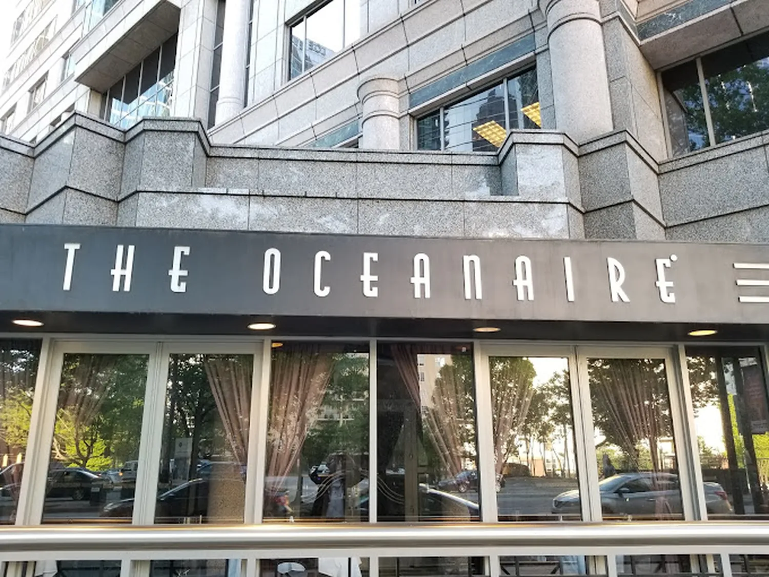 The Oceanaire Seafood Room restaurant Atlanta