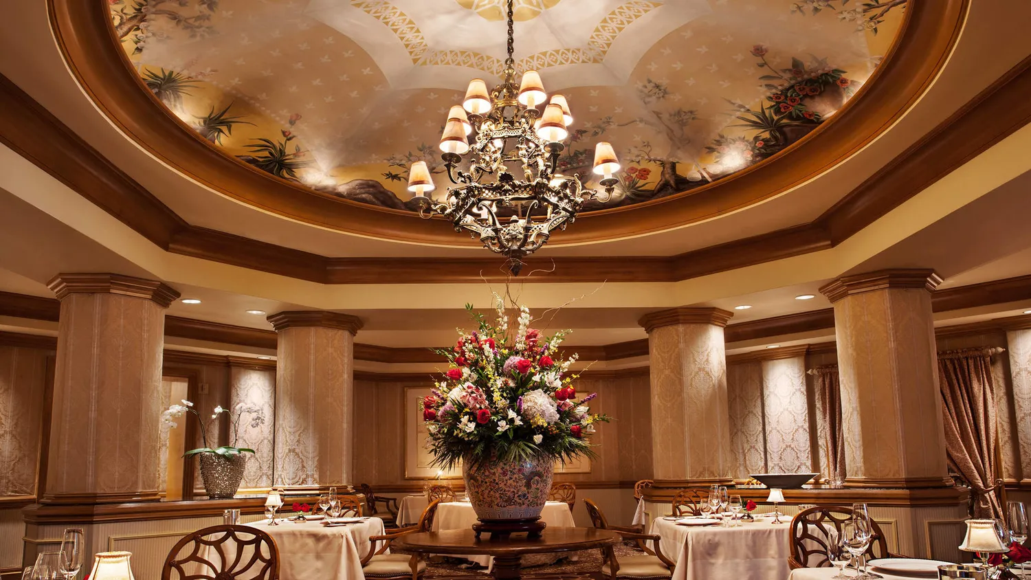 Victoria & Albert's restaurant Orlando