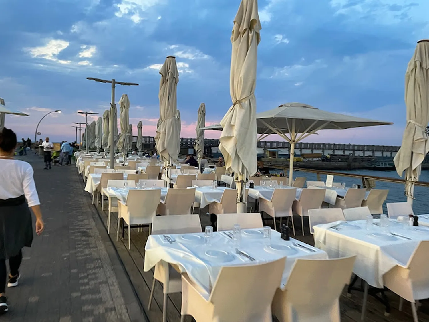 White Pergola restaurant Tel Aviv