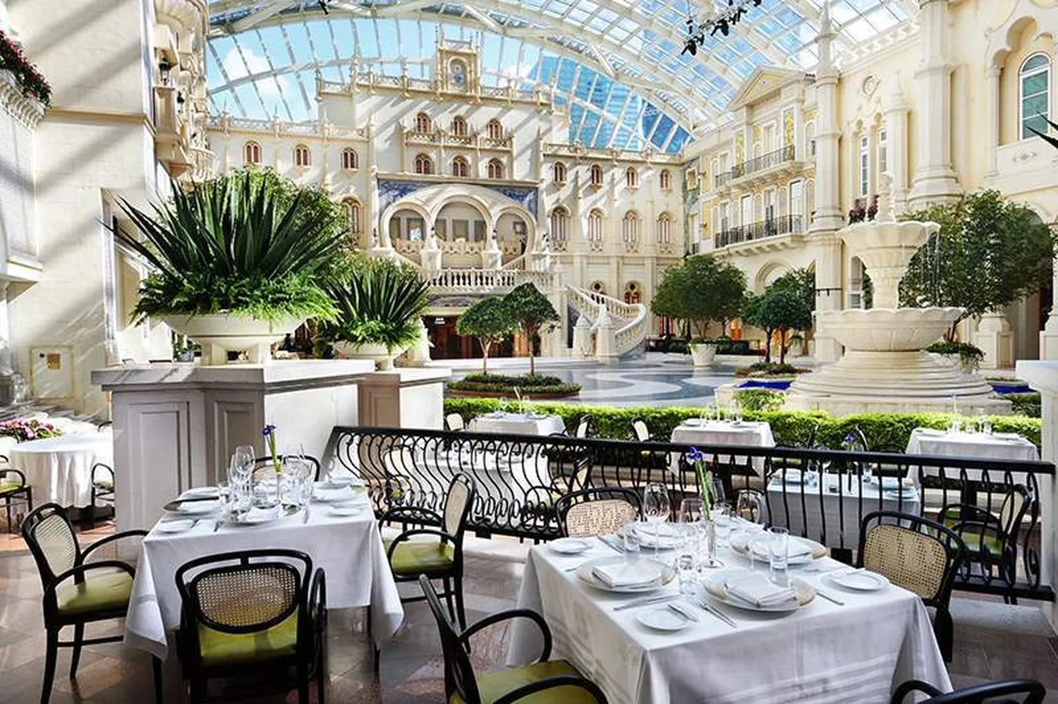 Aux Beaux Arts restaurant Macao