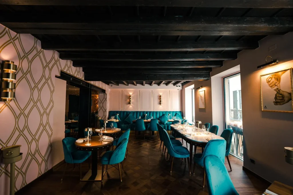 Reservation at CORAJE restaurant Milano KEYS