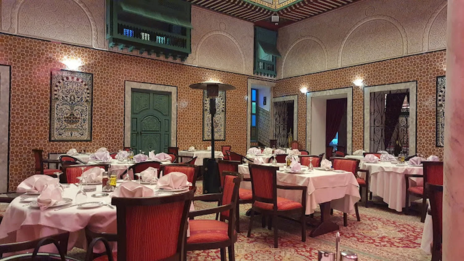 Dar Belhadj restaurant Tunis