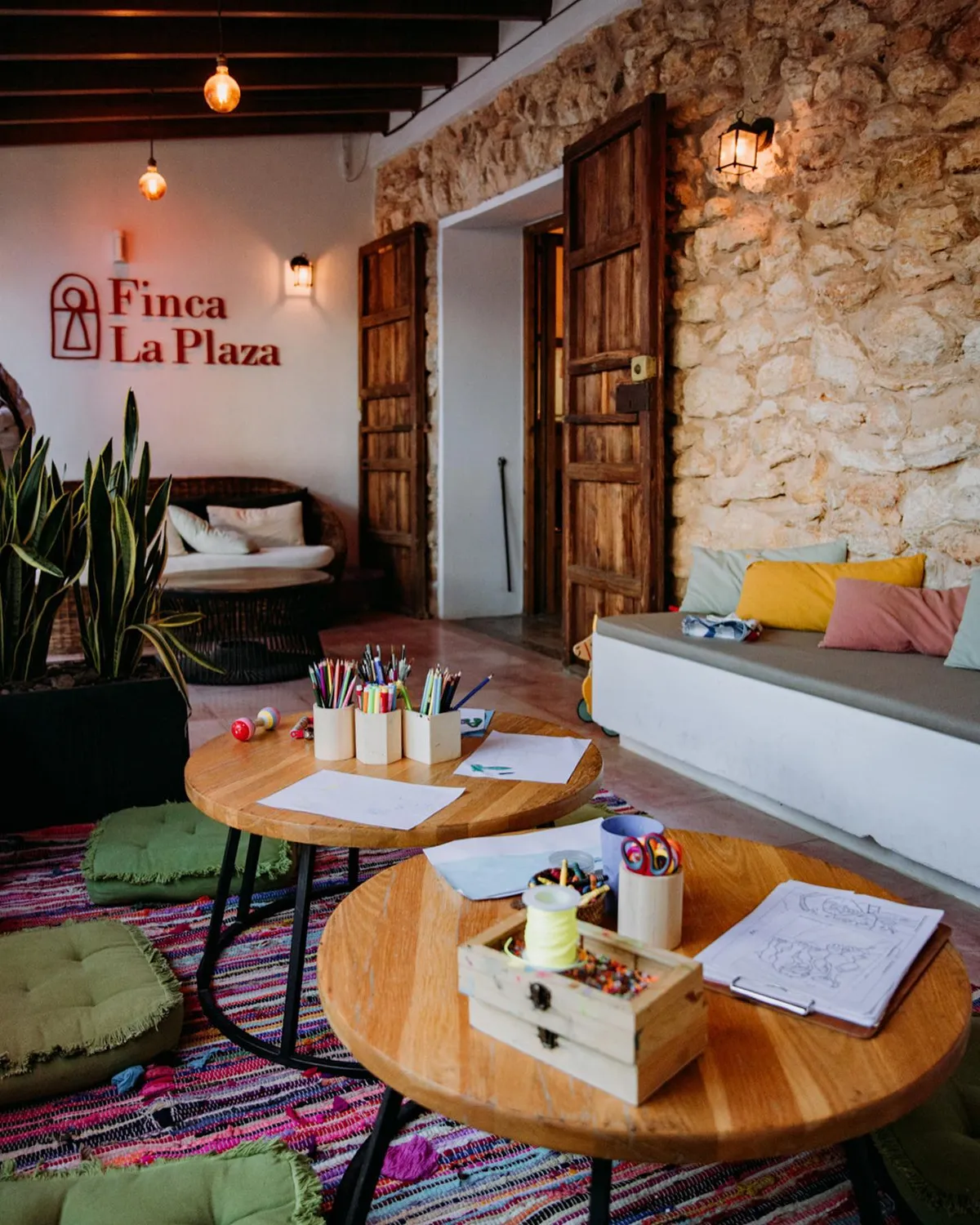 Finca La Plaza restaurant Ibiza