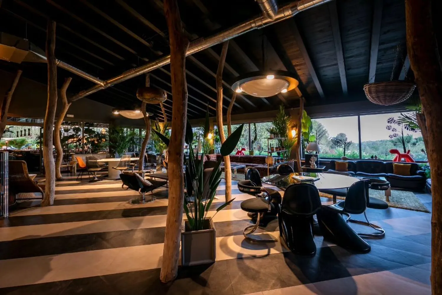 House of Wow restaurant Ibiza