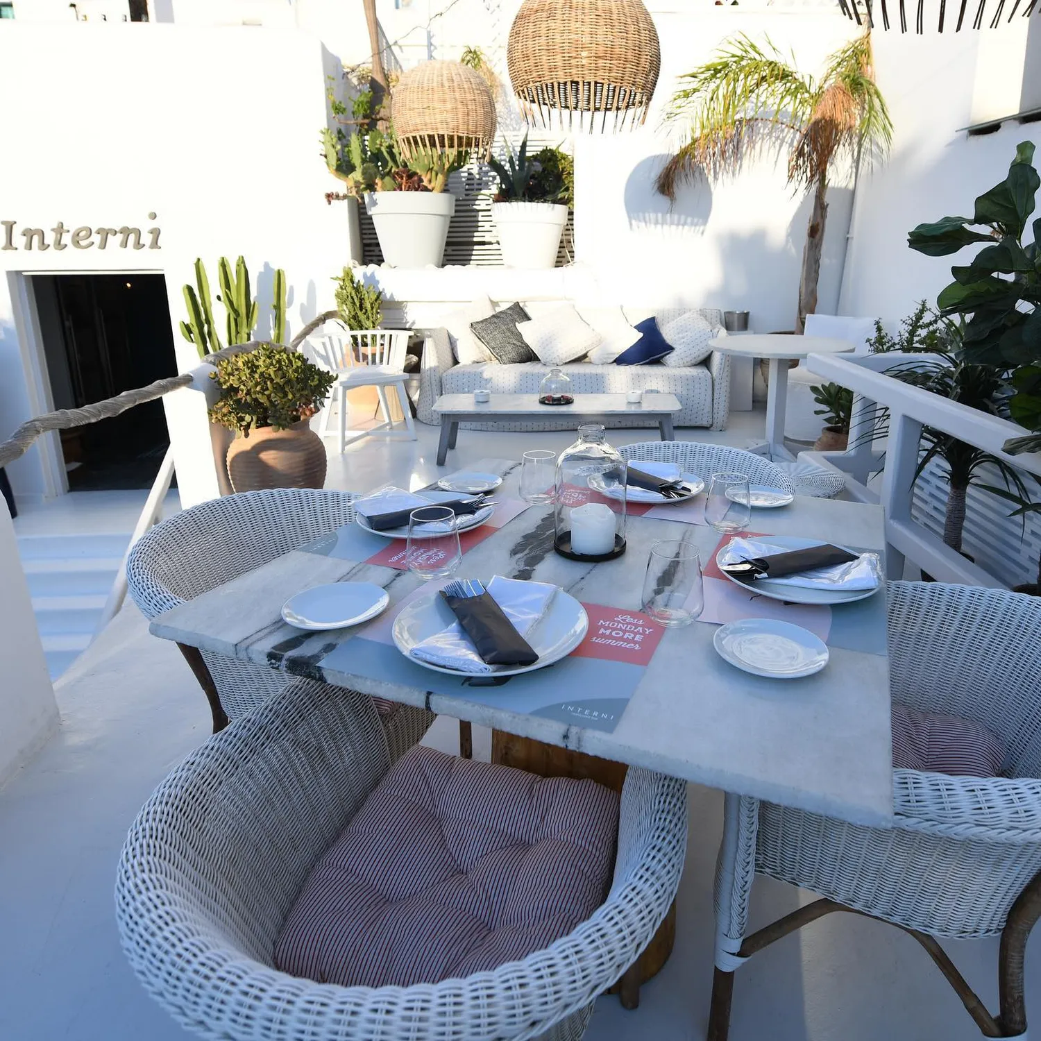 Interni restaurant Mykonos