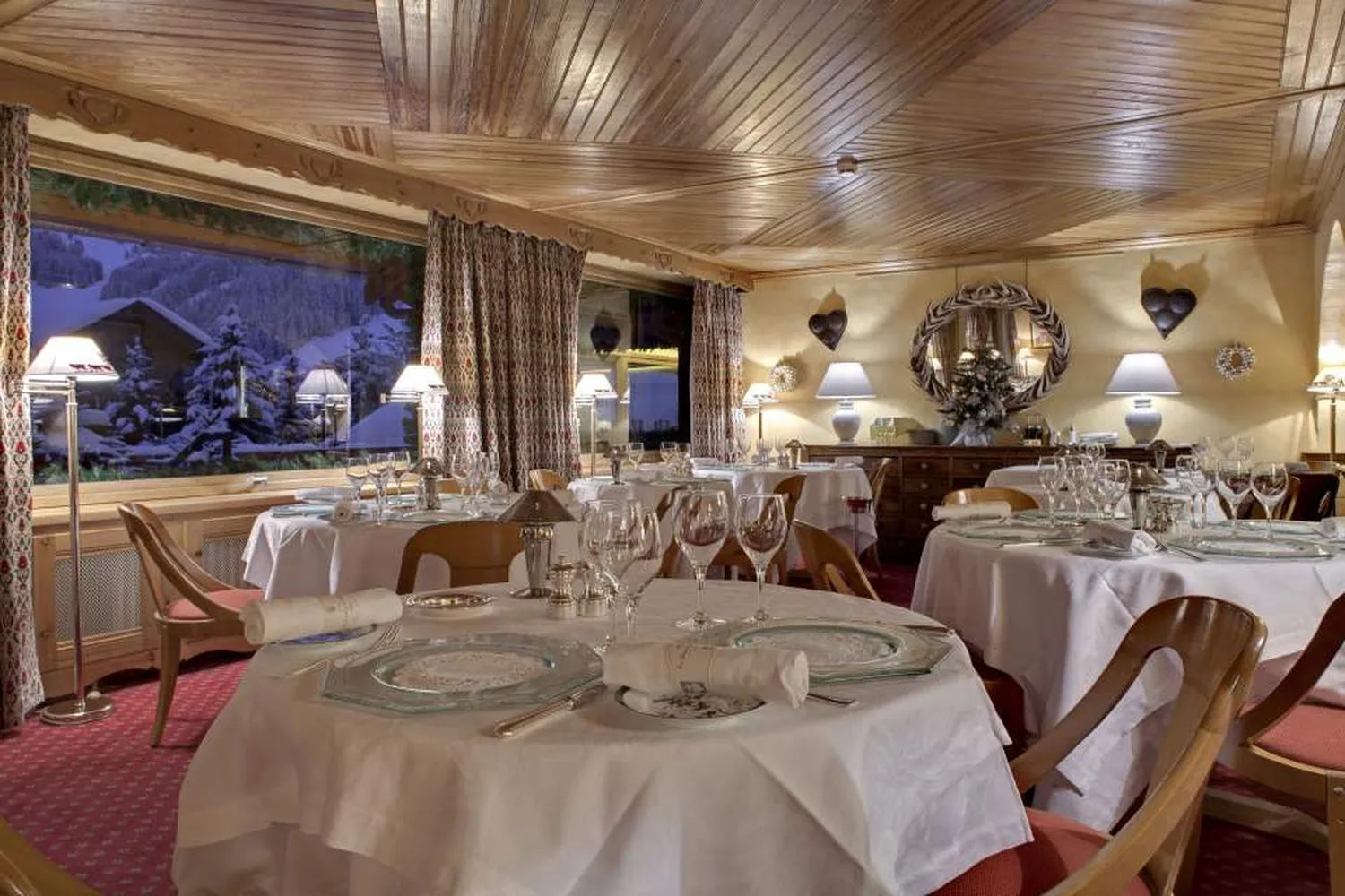 LE GRAND CAFÉ DES PISTES restaurant Méribel