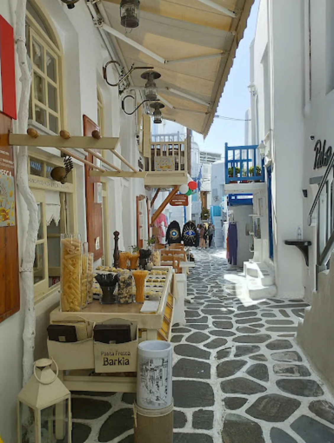 Mamalouka restaurant Mykonos