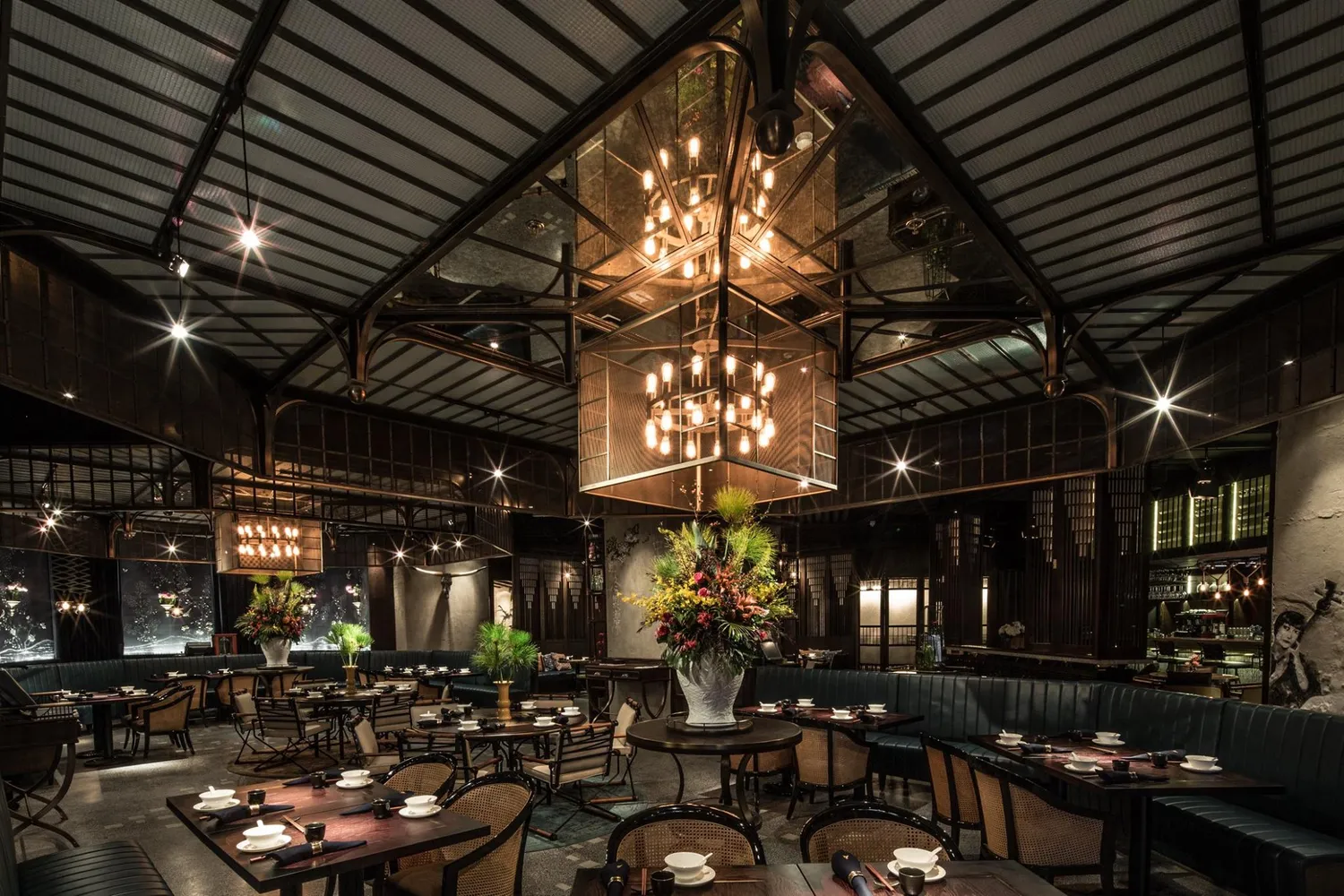 Mott 32 restaurant Singapore