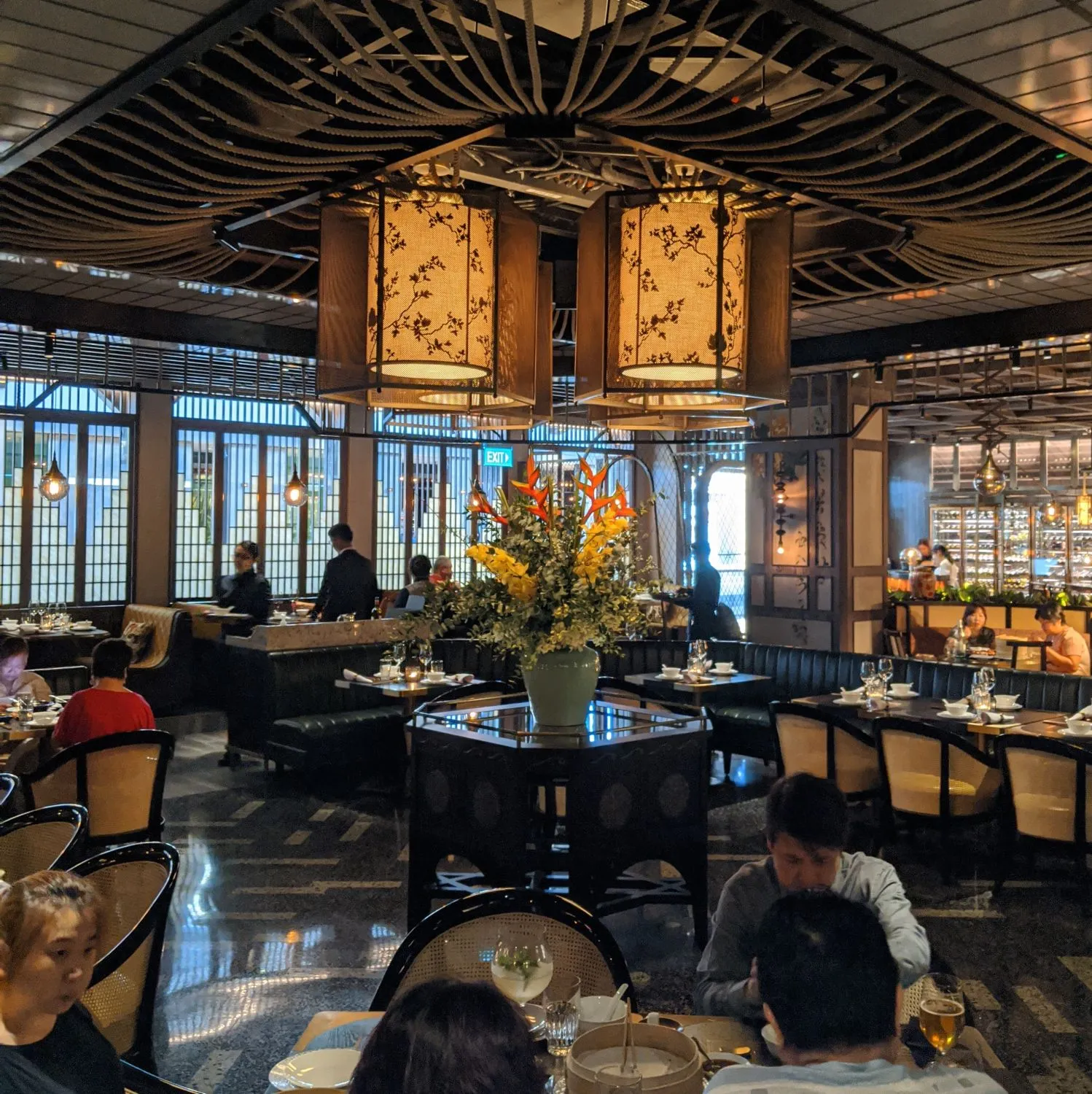 Mott 32 restaurant Singapore