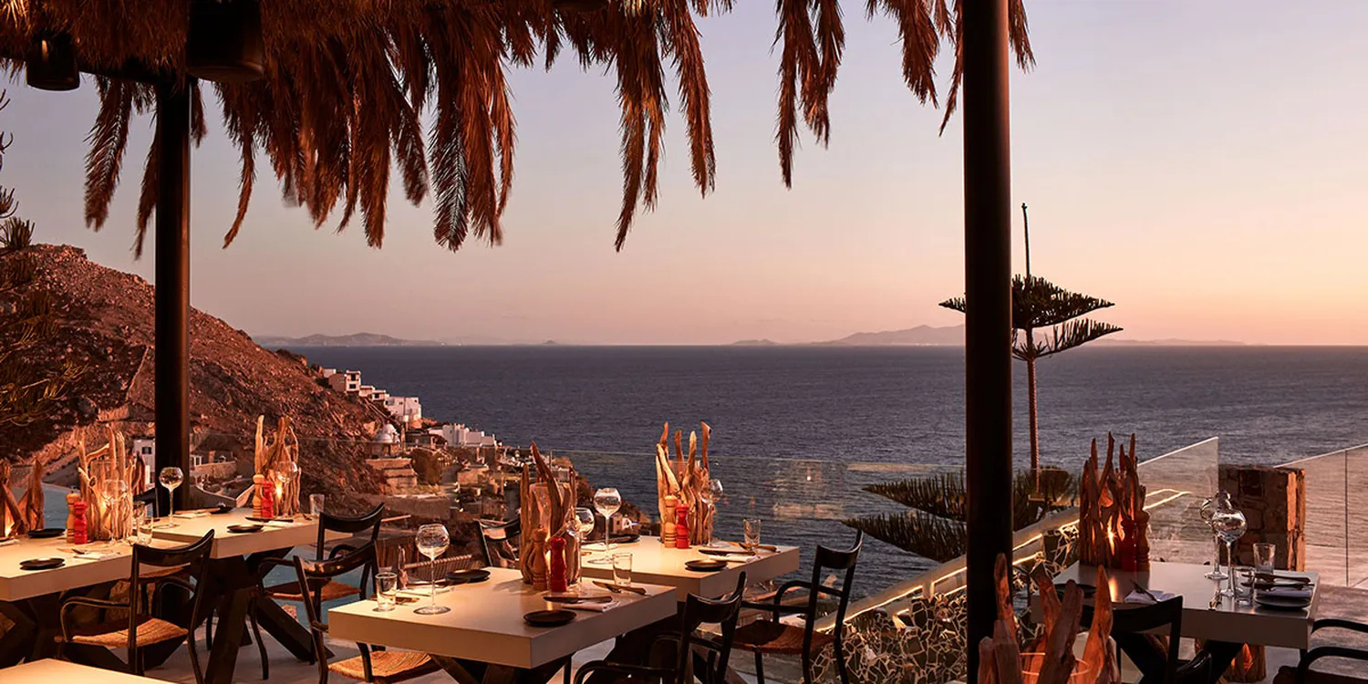 Pavilion restaurant Mykonos