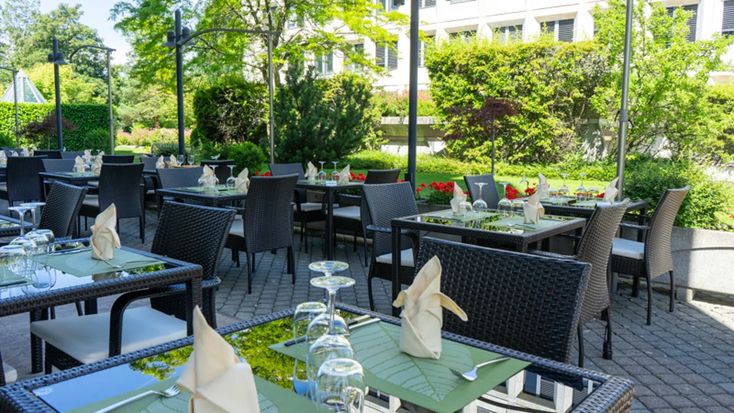 Shangri-La restaurant Lausanne