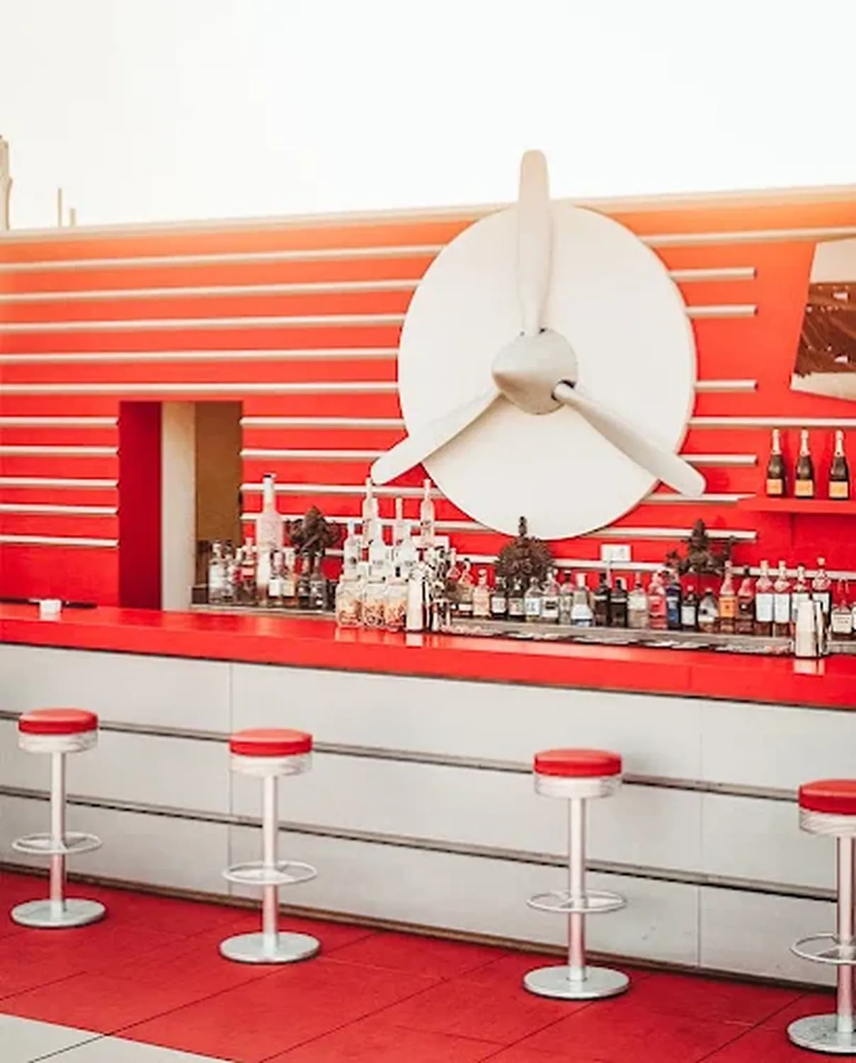 UP SKY SOCIETY restaurant Ibiza
