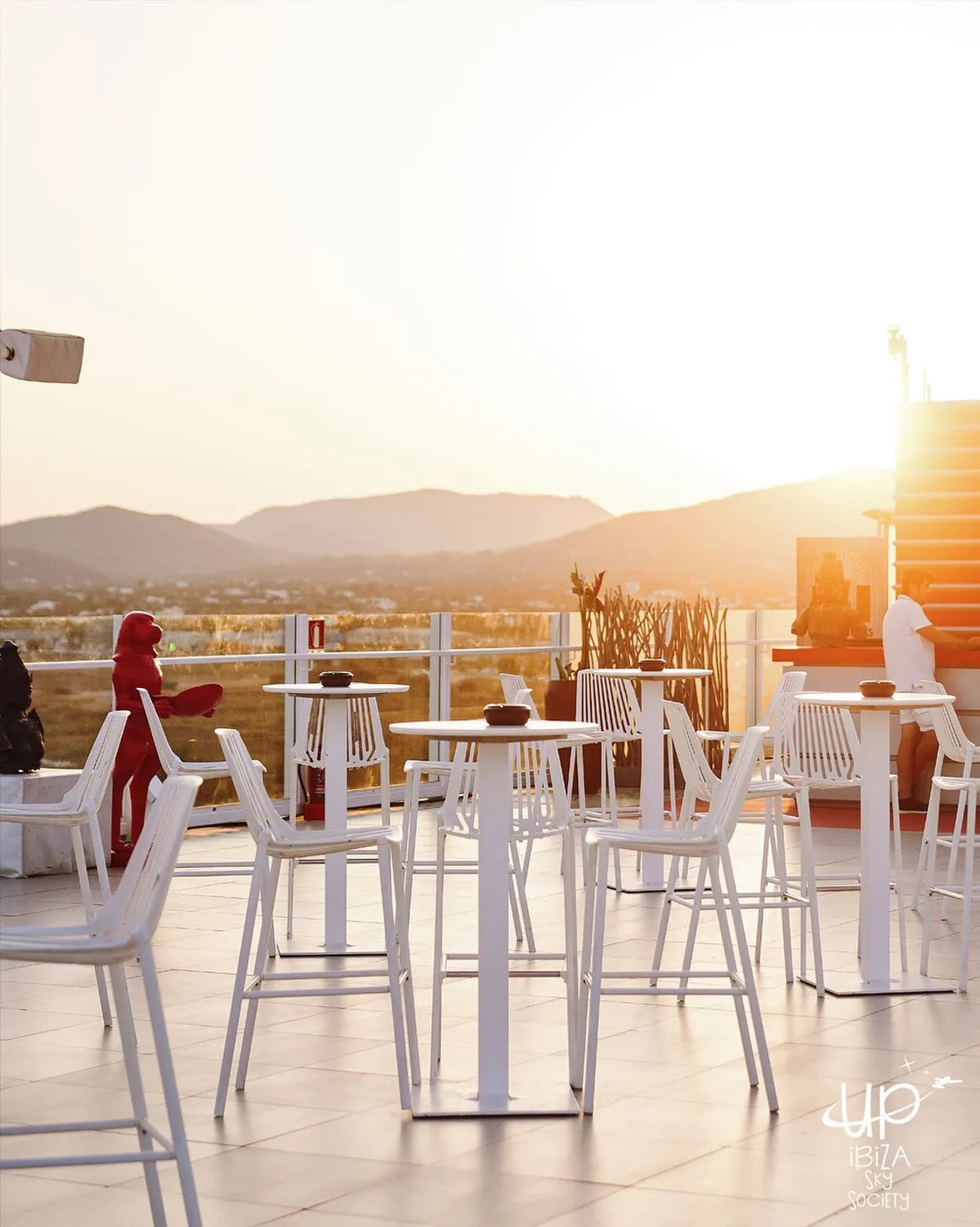 UP SKY SOCIETY restaurant Ibiza