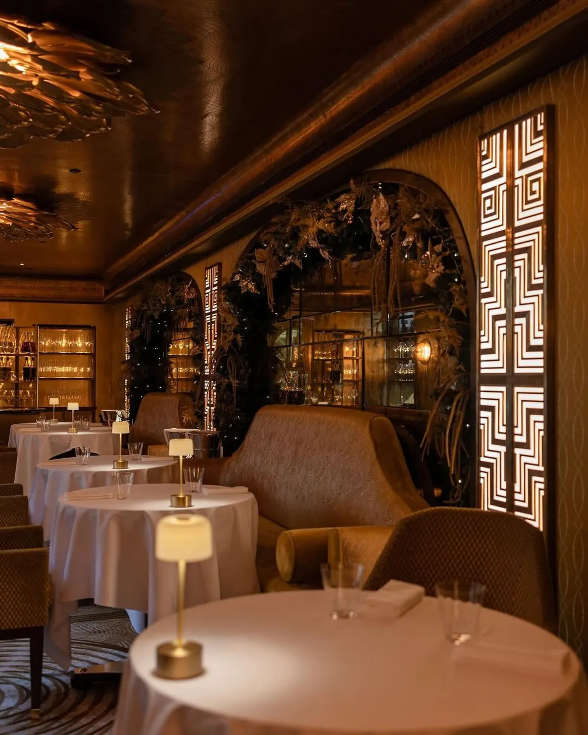 1890 by Gordon Ramsay London