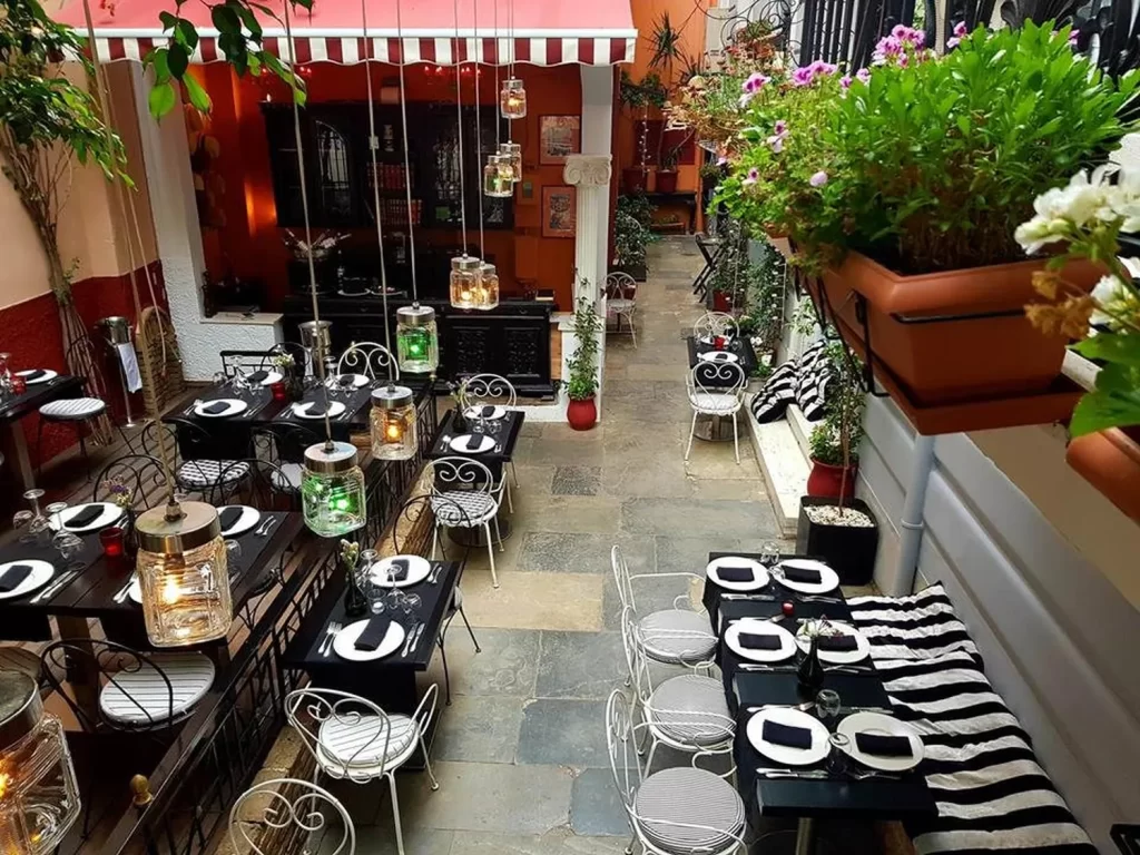 Reservation at 2MAZI restaurant Athens KEYS