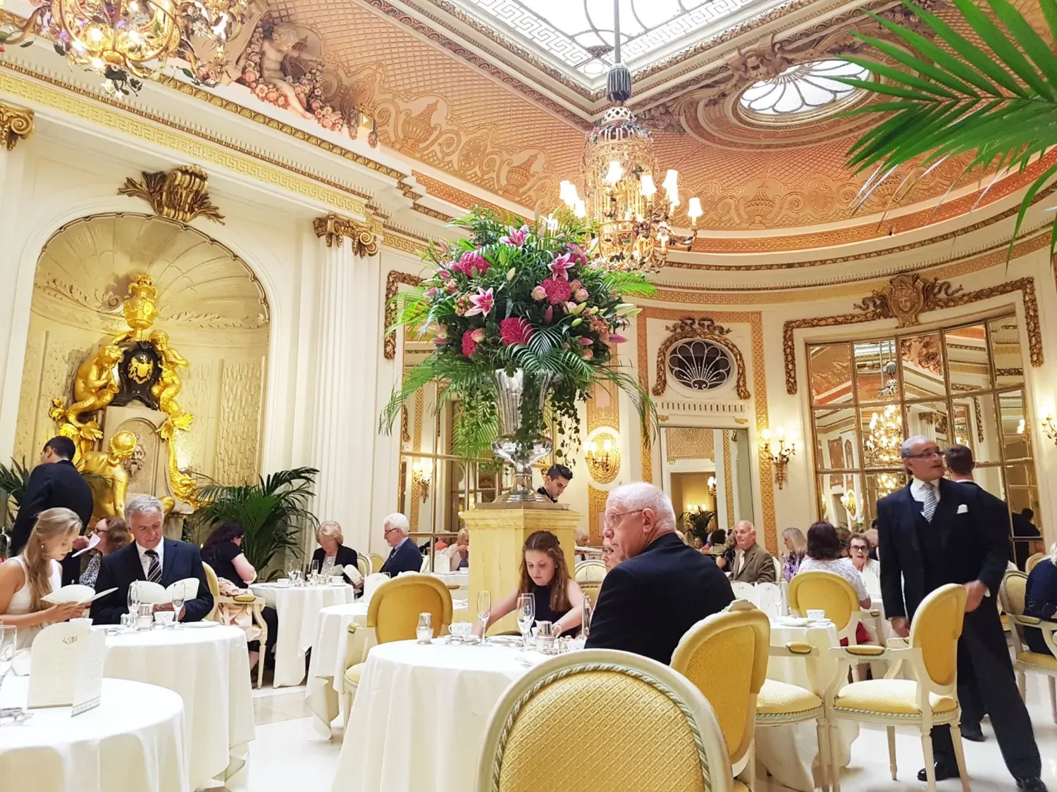 Afternoon Tea At The Ritz restaurant London