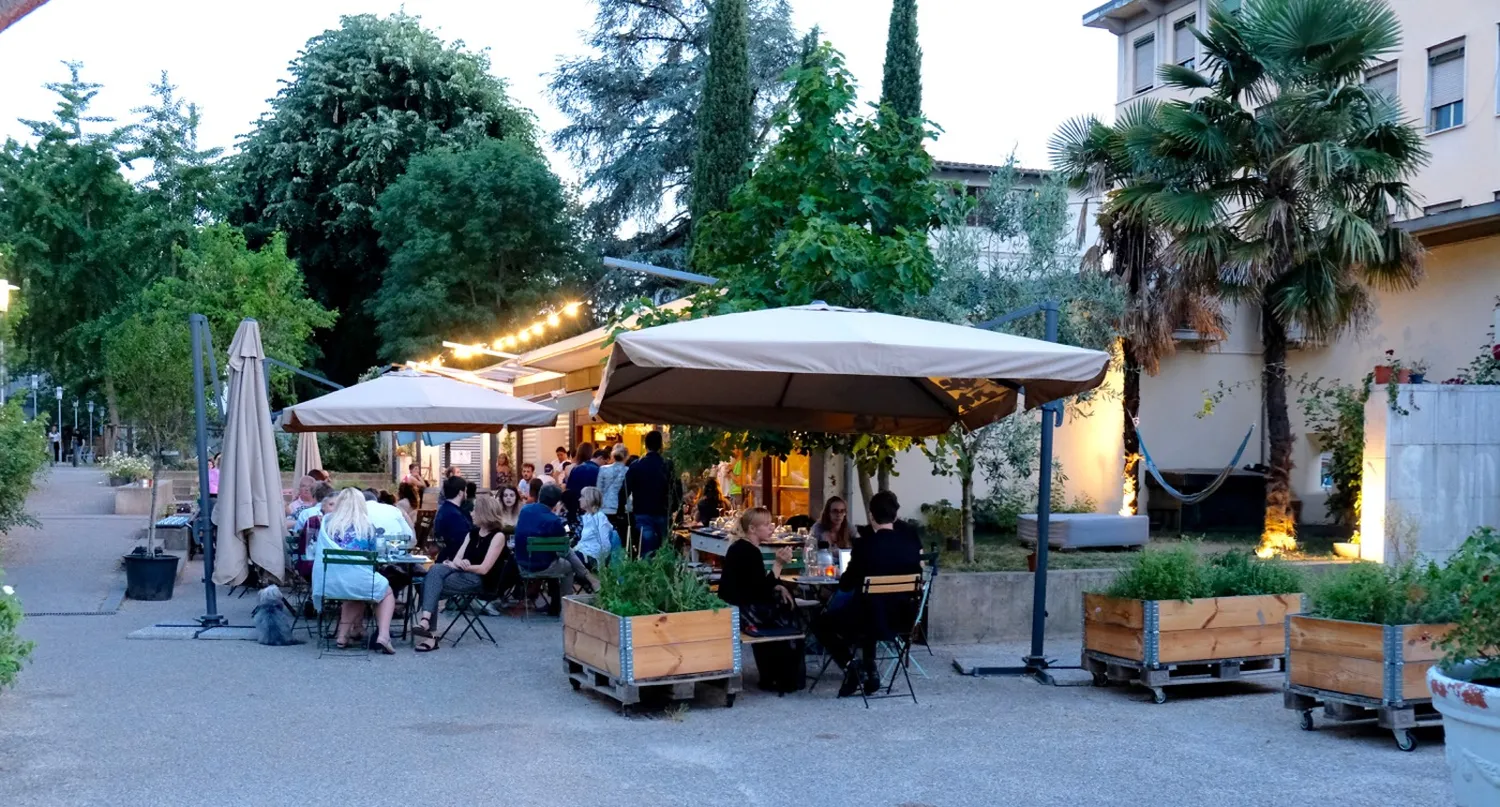 Al Fresco restaurant Florence