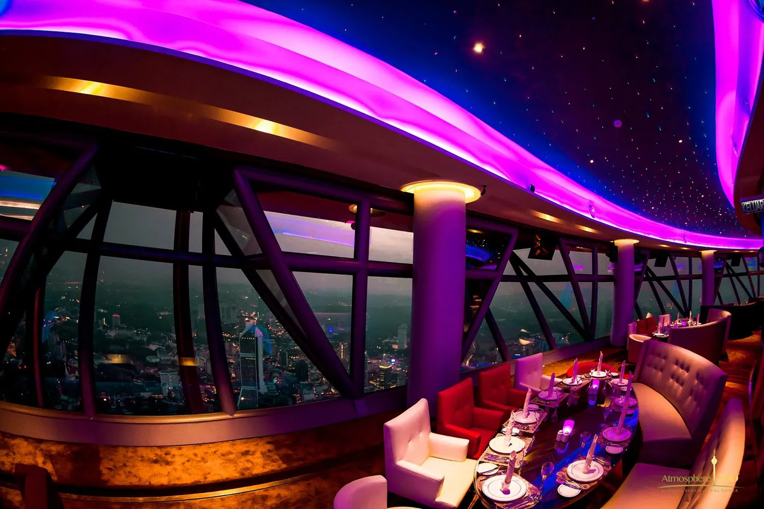 Atmosphere 360 restaurant Malaysia