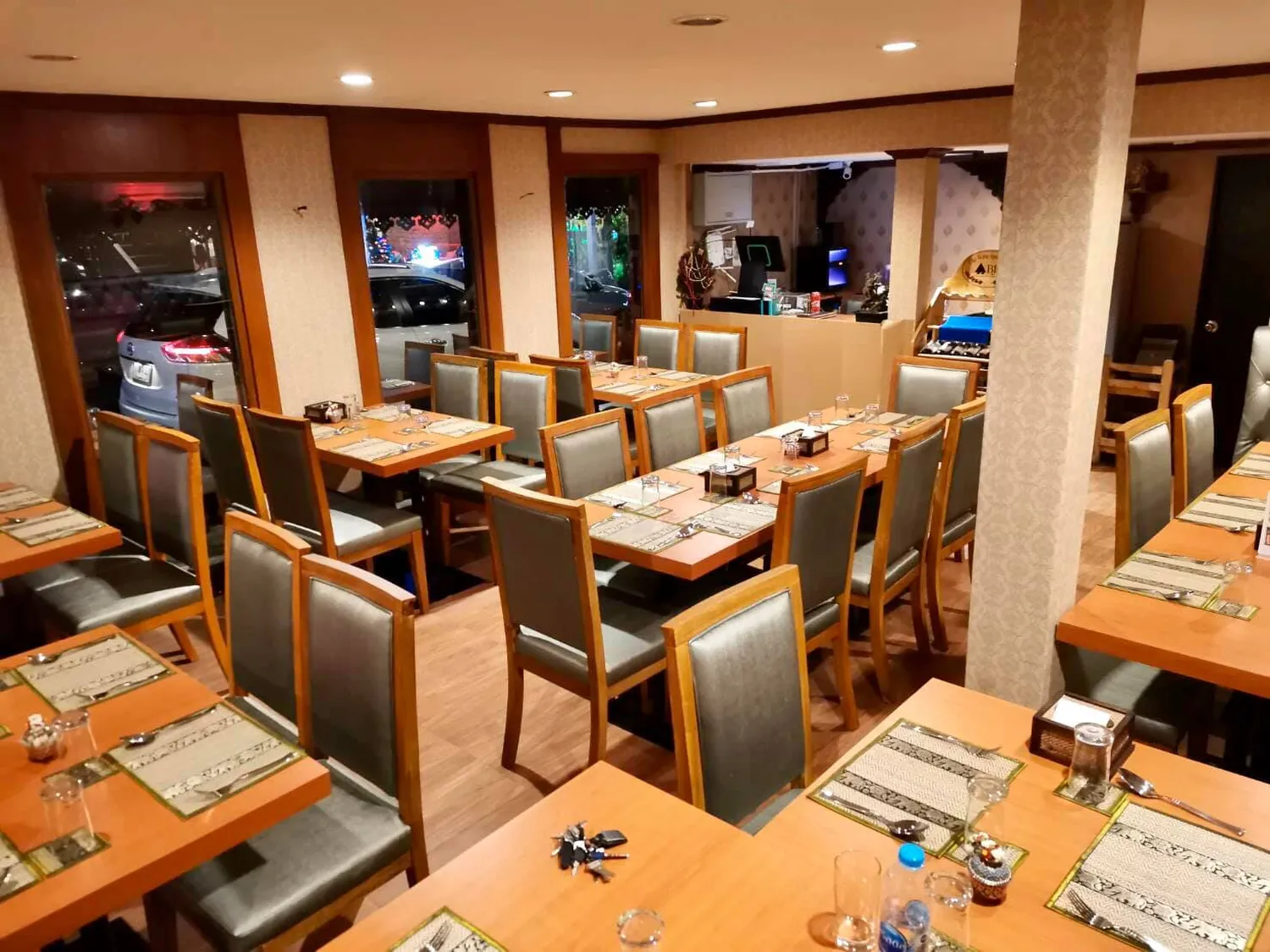 Baan Tassanee restaurant Bangkok