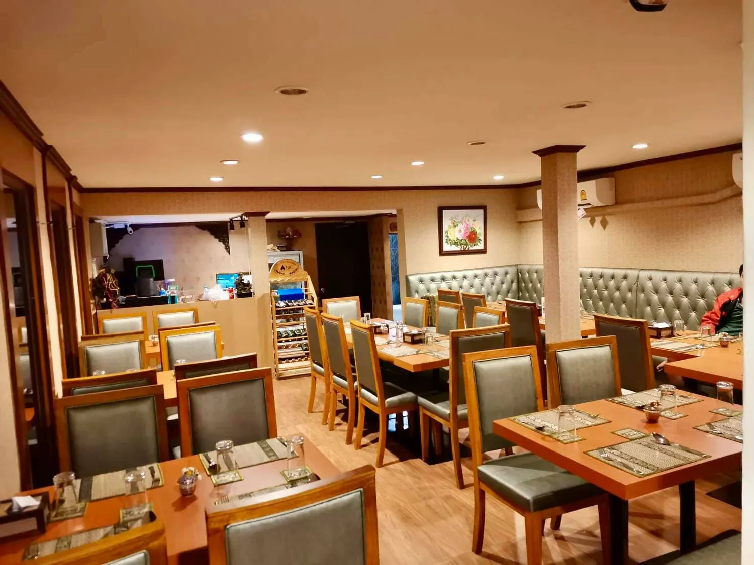 Baan Tassanee restaurant Bangkok