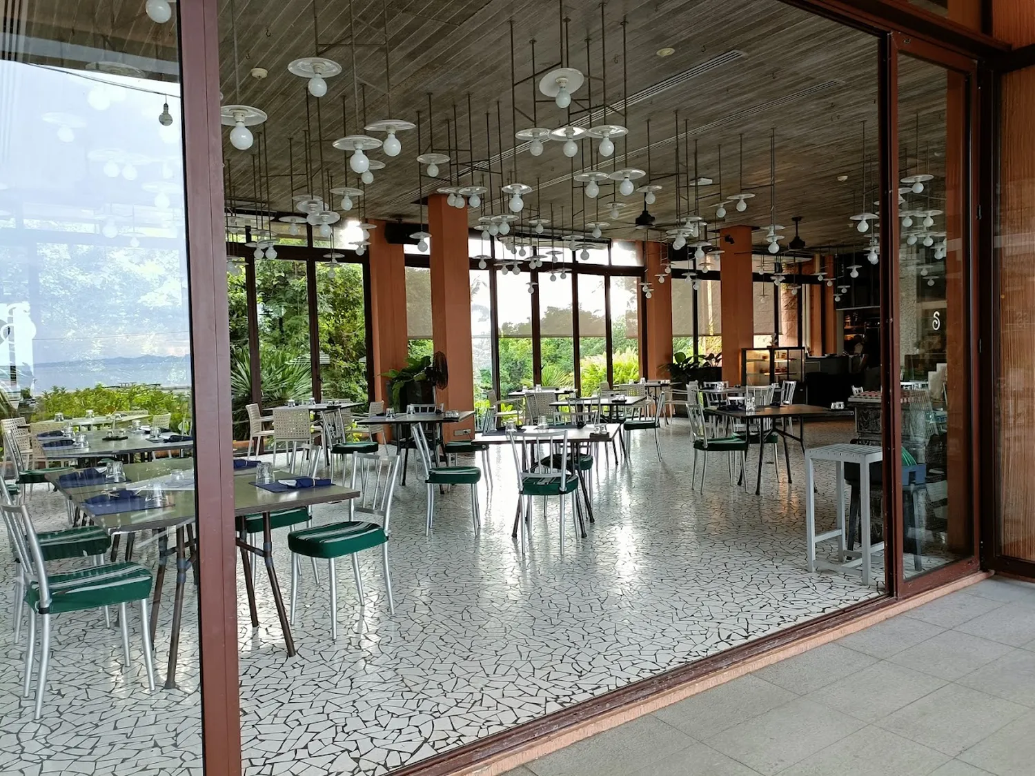 Baba Poolclub restaurant Phuket