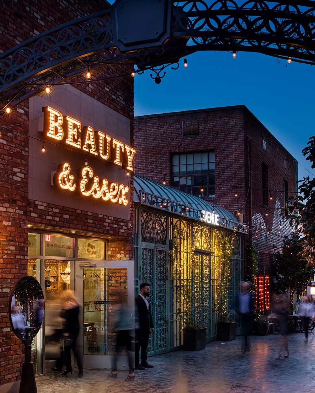 Beauty &amp; Essex restaurant los angeles