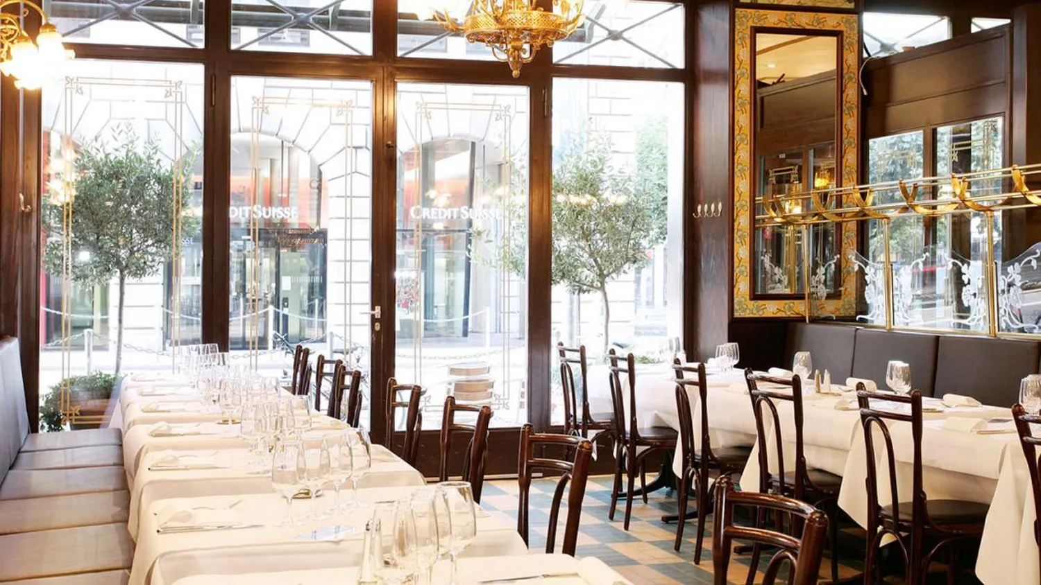 Brasserie Lipp Restaurant Paris