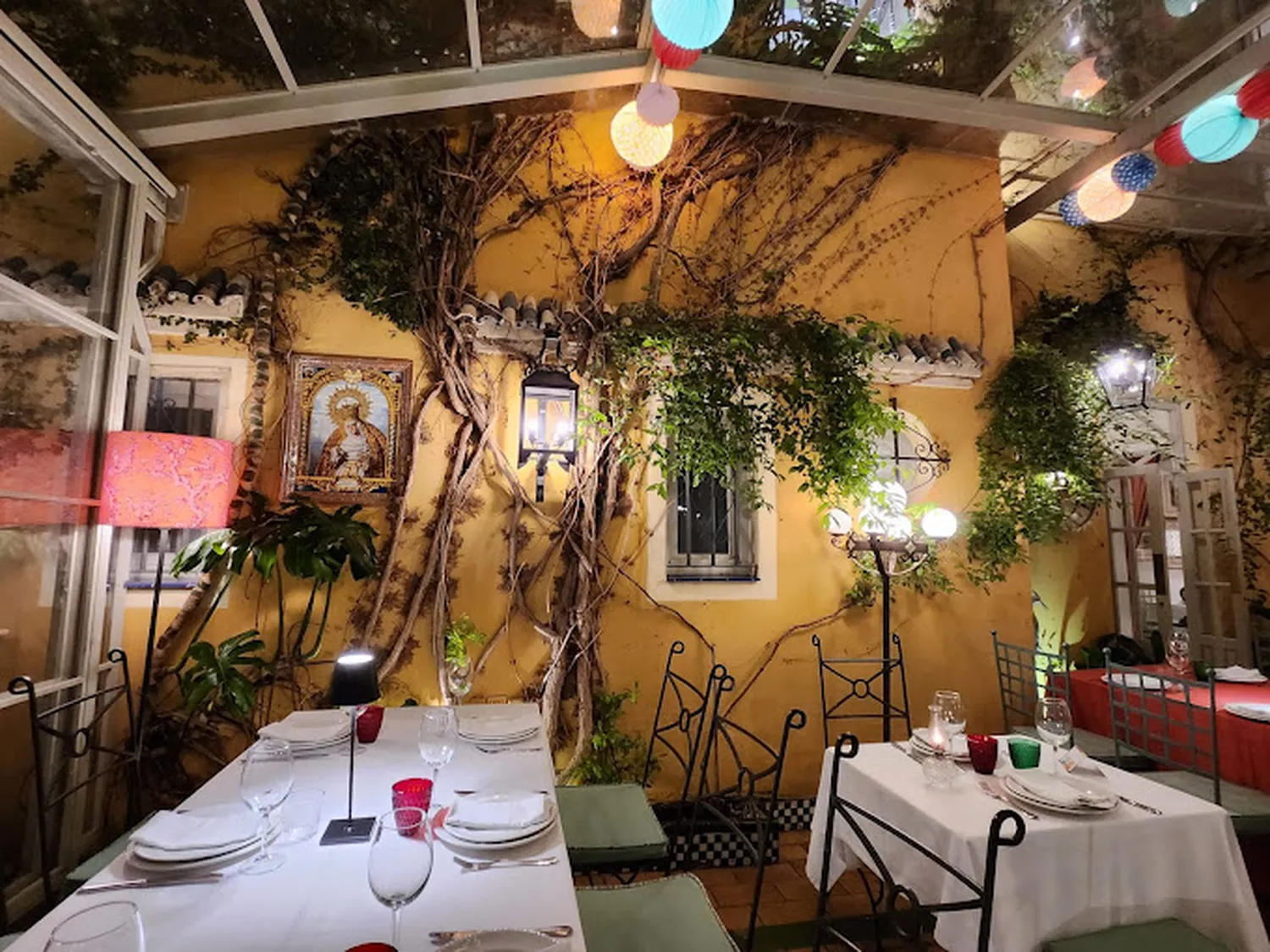 Casa Manolo Leon restaurant Seville