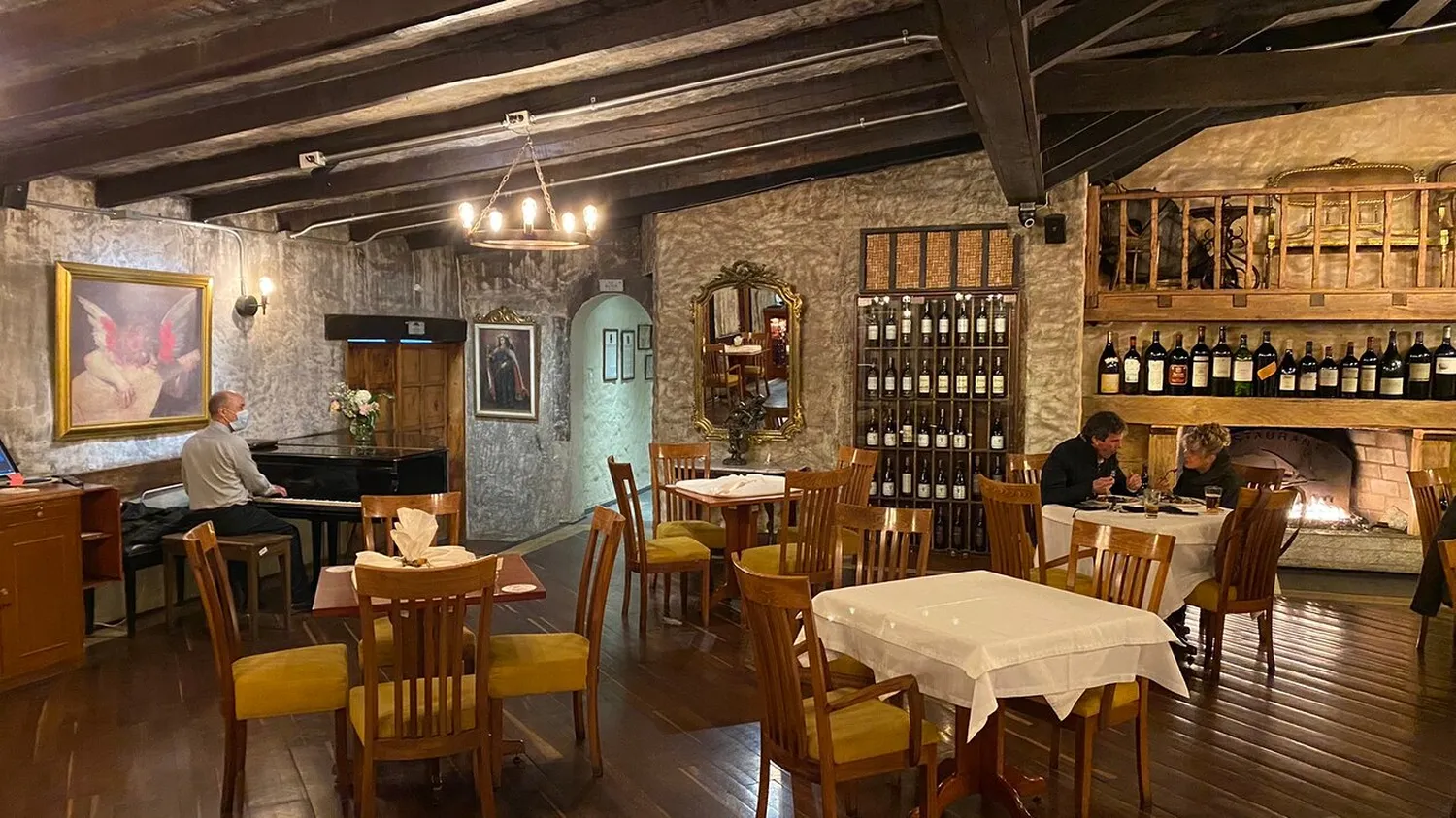 Casa San Isidro Restaurate bogota