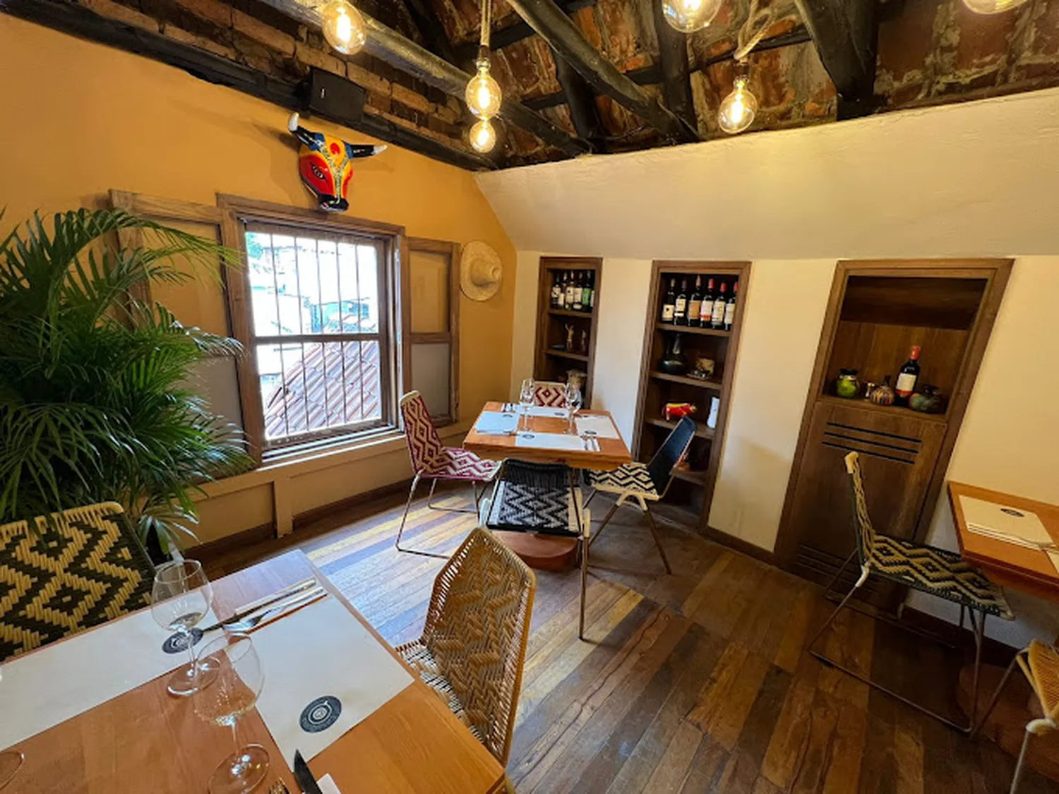 CasaQuira Restaurate Bogota