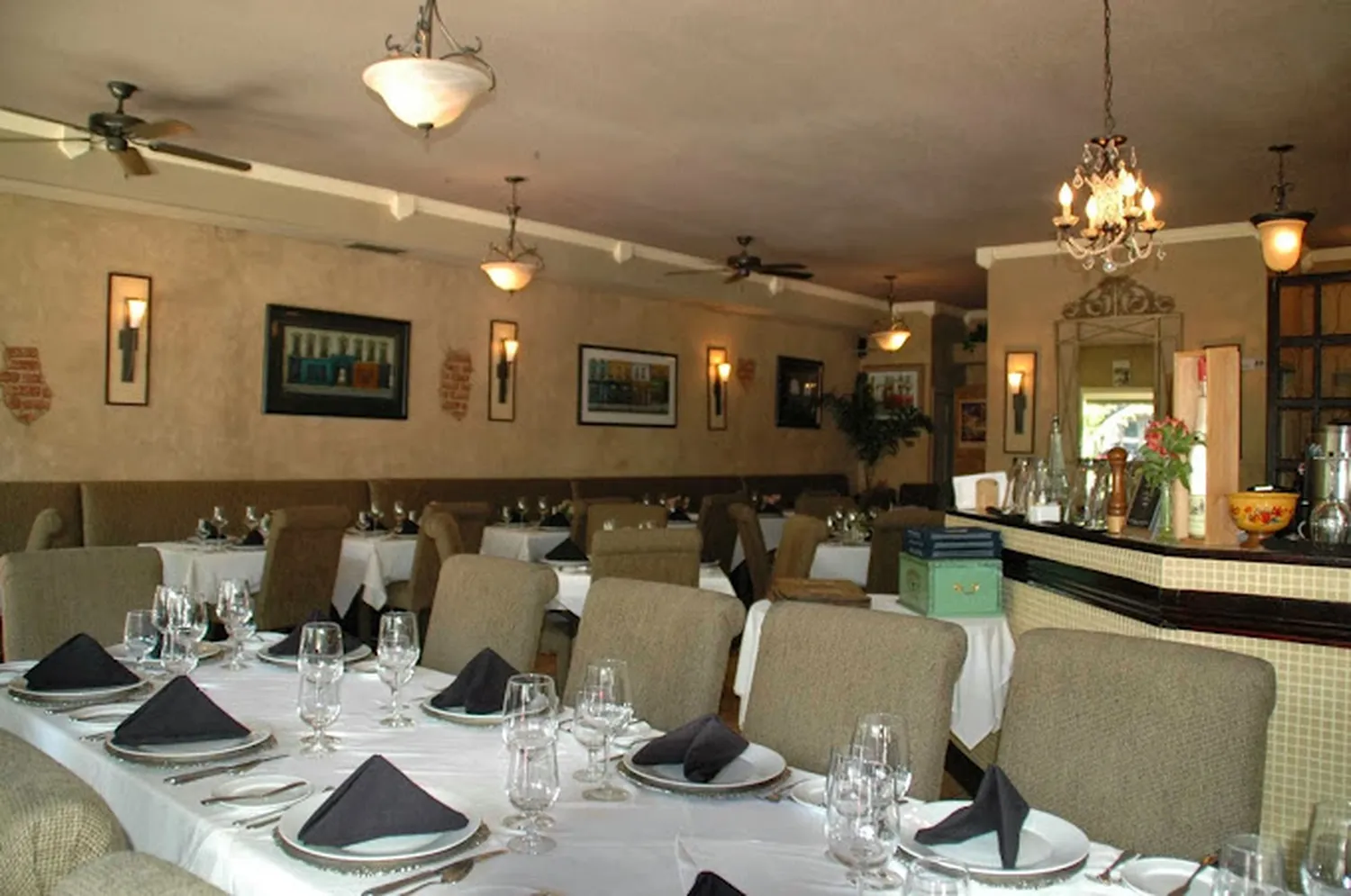 Chez Vincent Restaurant Orlando