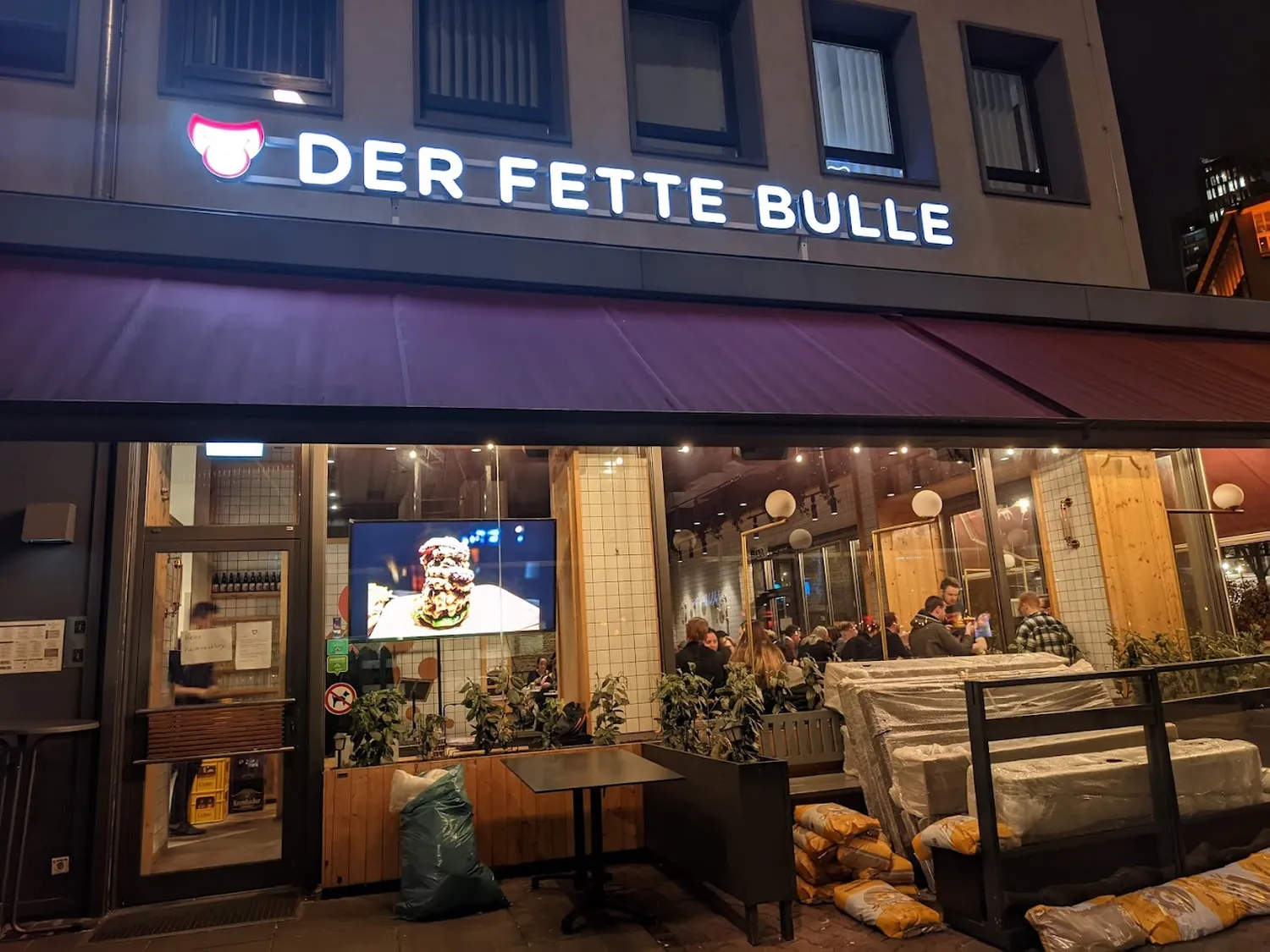 Der Fette Bulle restaurant Frankfurt