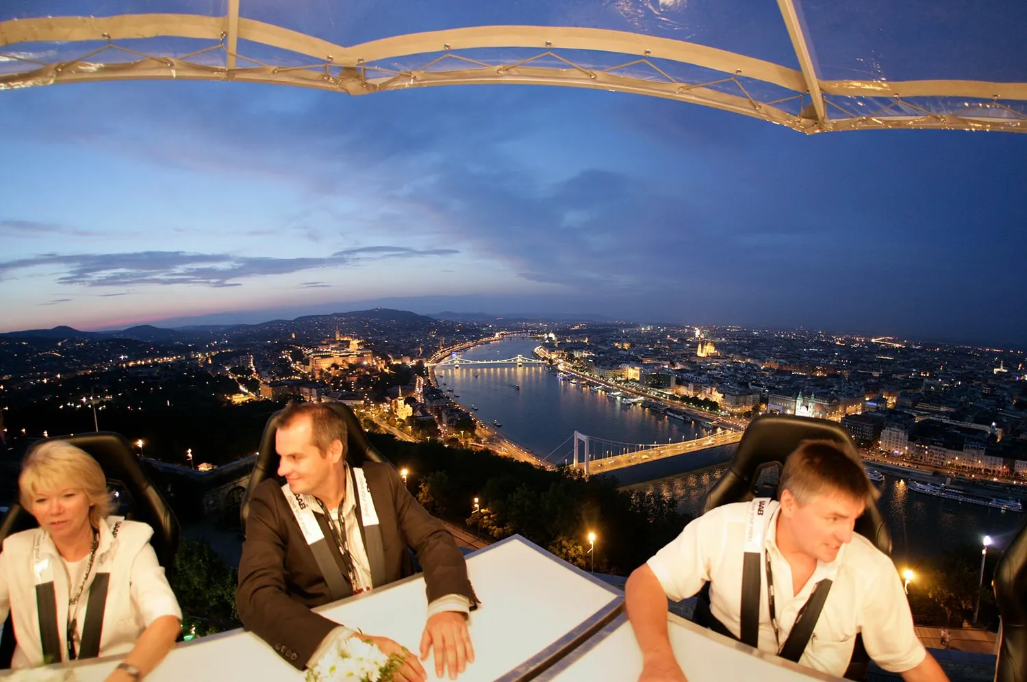 Dinner In The Sky restaurant Vienna