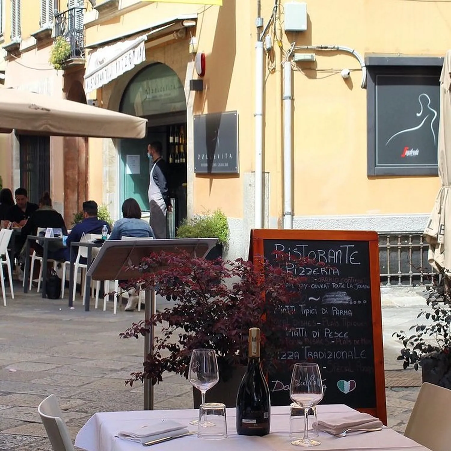 Dolcevita restaurant Parma