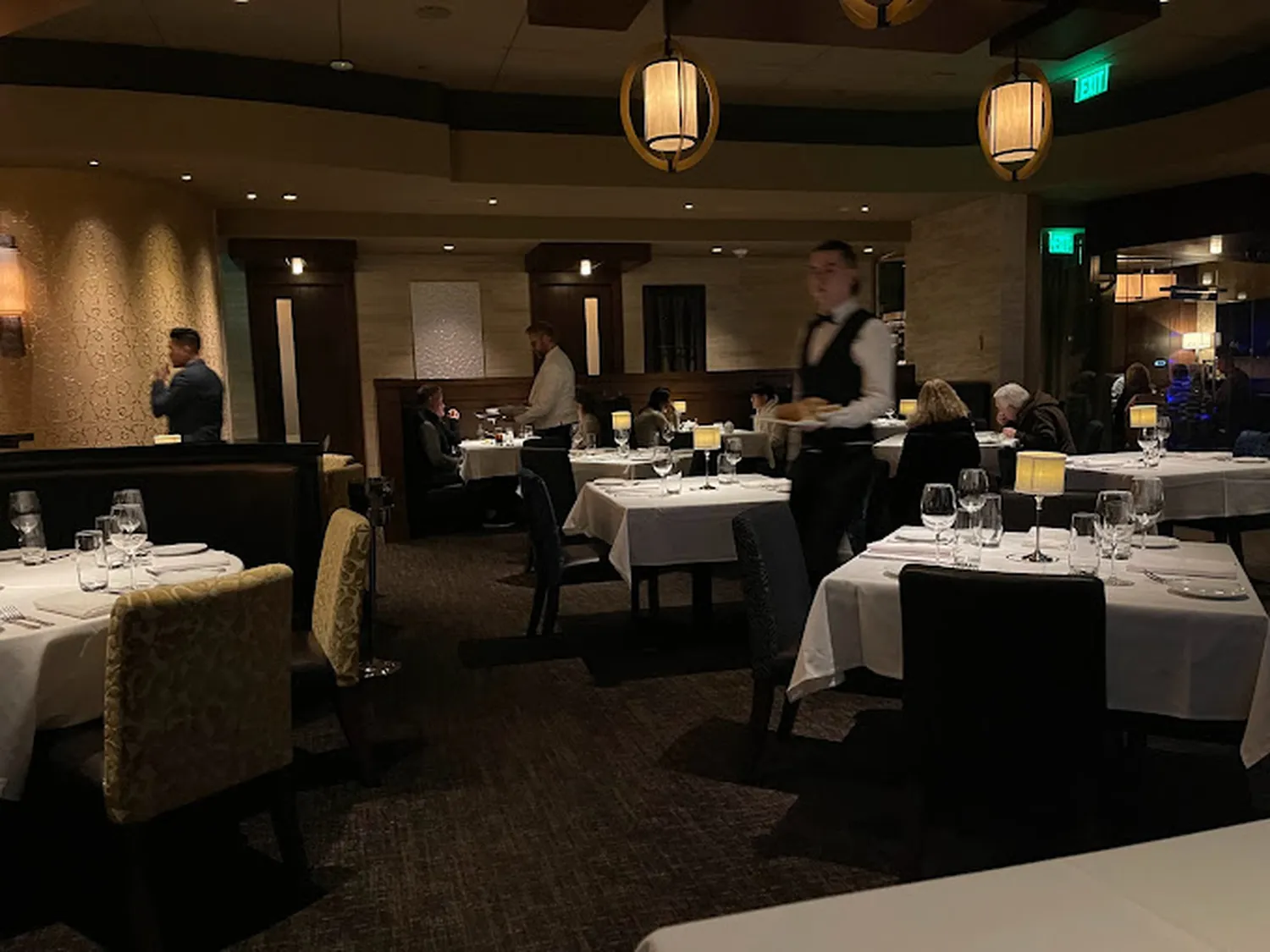 Eddie V's Prime restaurant Boston