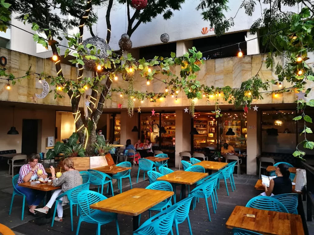 Reservation at EL PATIO restaurant Cali KEYS