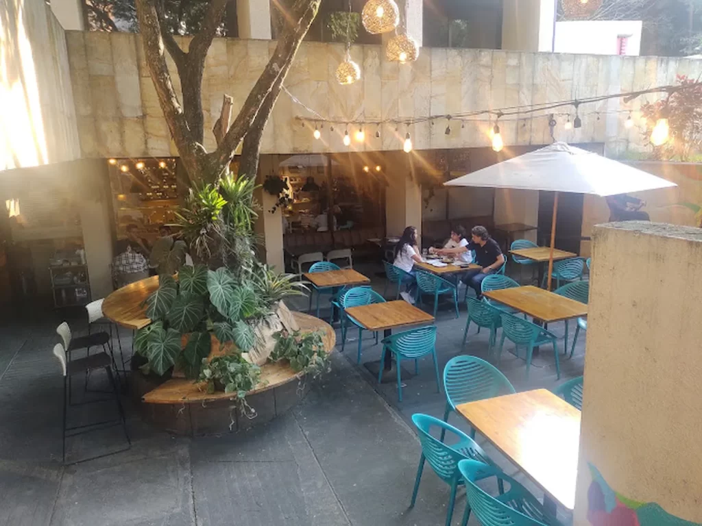 Reservation at EL PATIO restaurant Cali KEYS