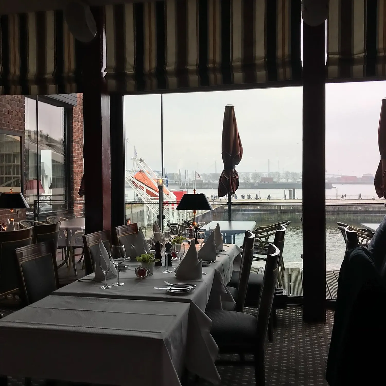 Fischereihafen restaurant Hambourg