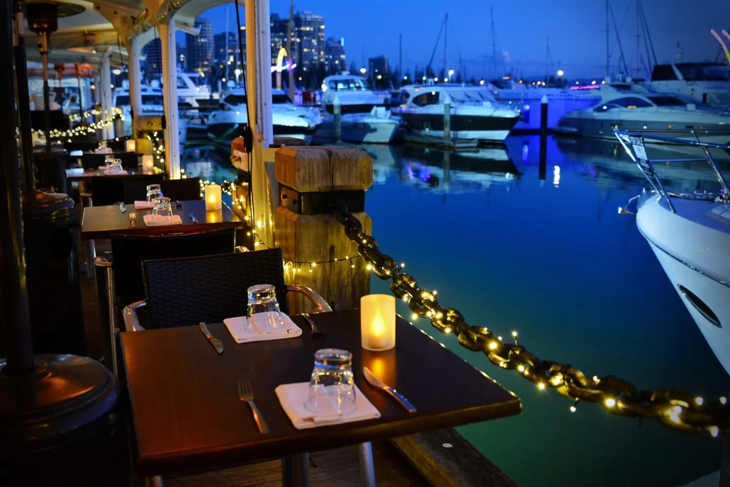 Glass Dining restaurant Gold Coast