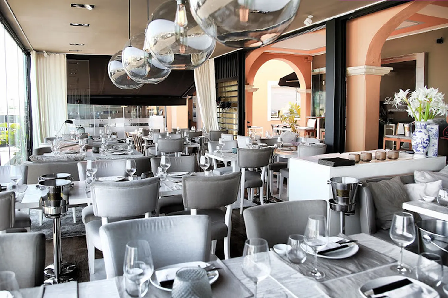 Lucy Wang restaurant Maiorca