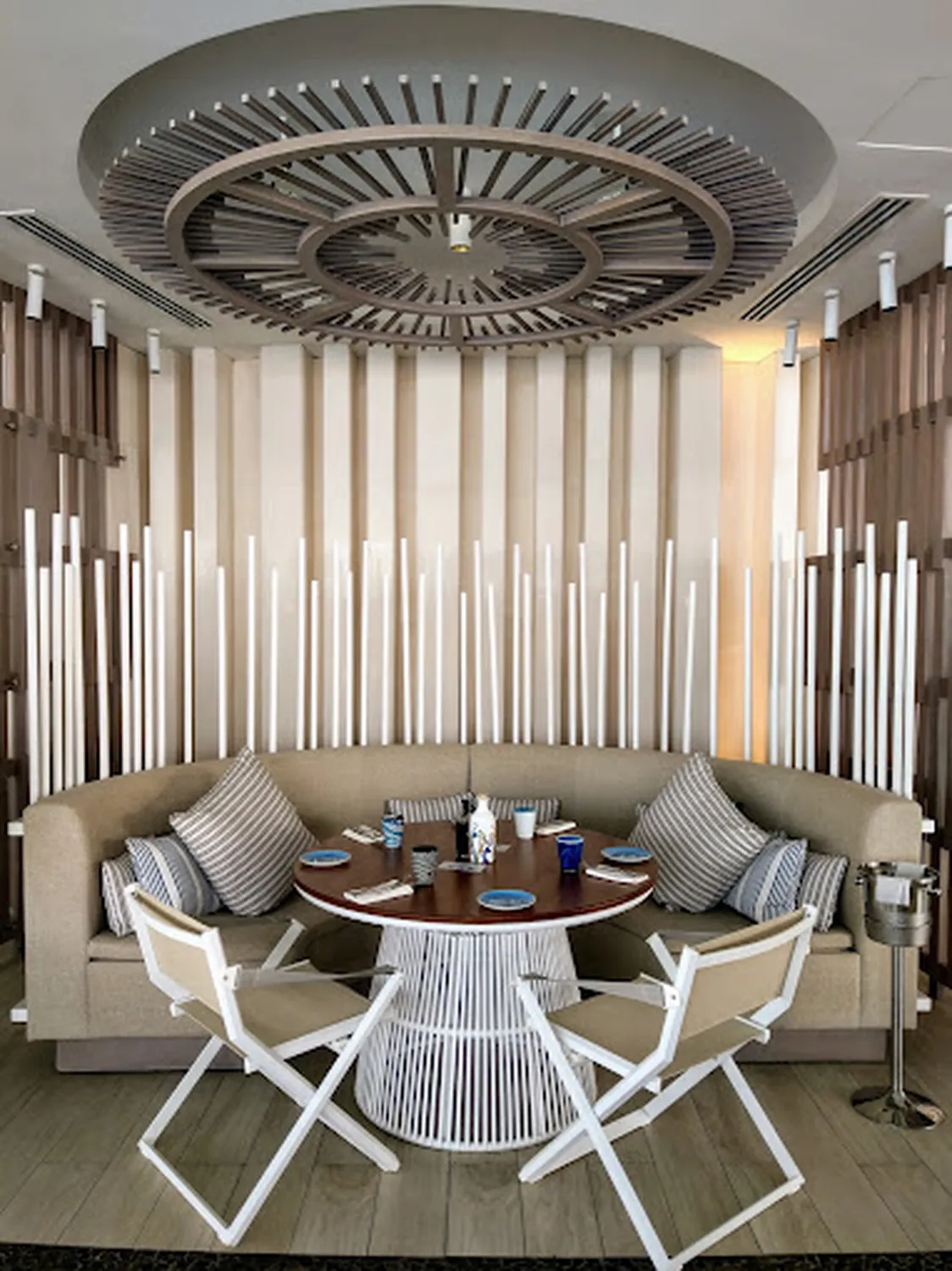 Majlis Saadiyat restaurant Abu Dhabi