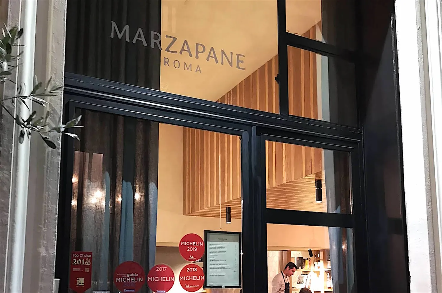 Marzapane restaurant Roma