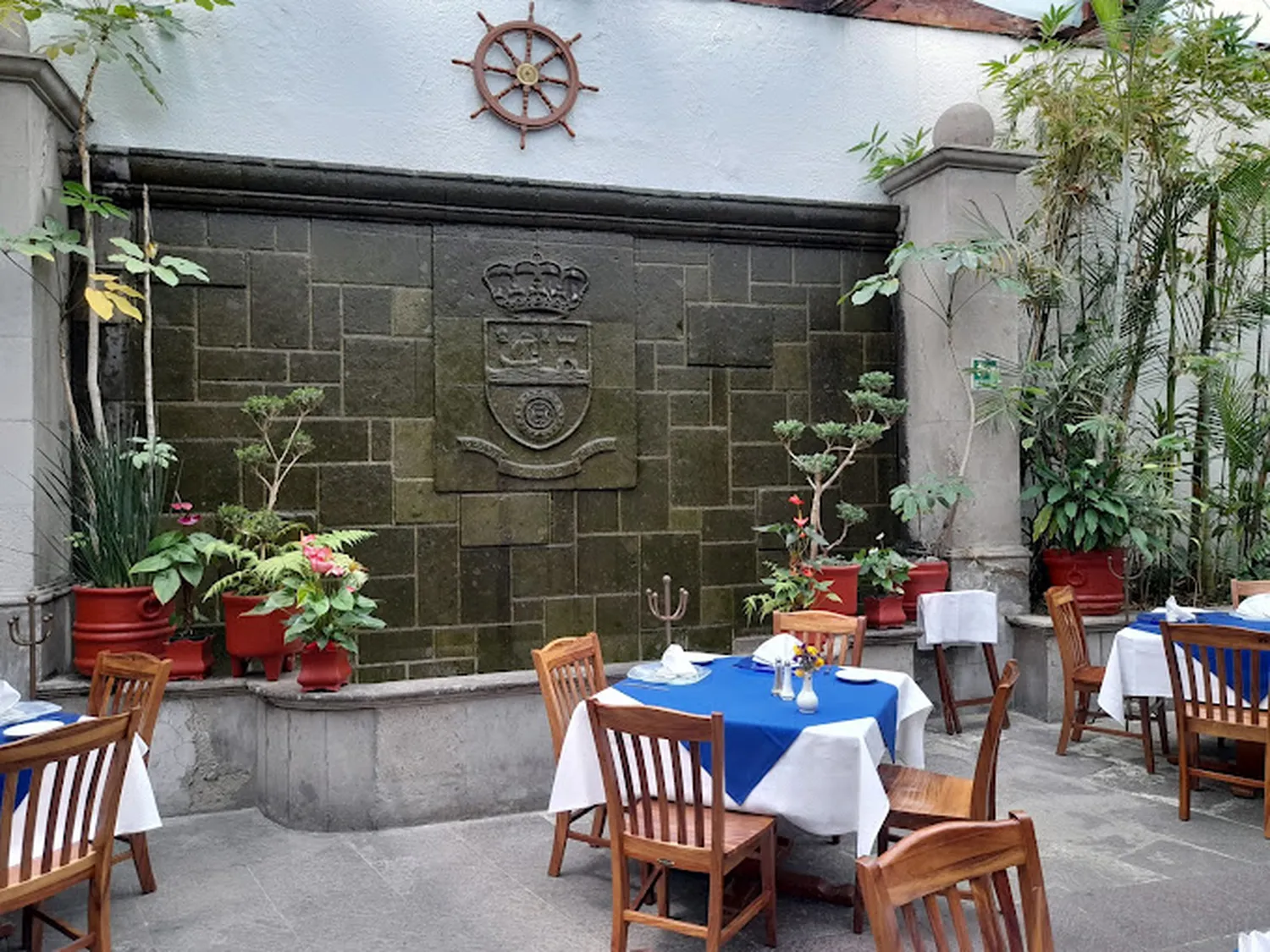 Meson Puerto Chico restaurant Mexico City