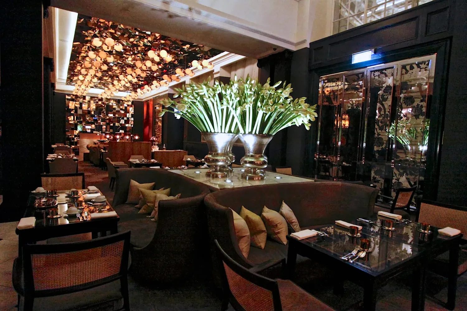 Mirror Room restaurant London