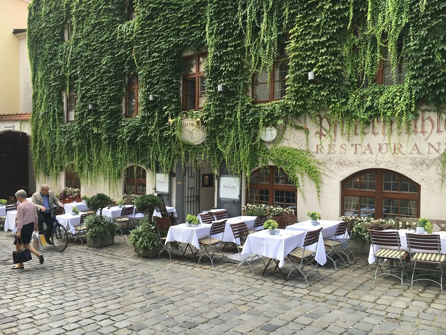 Pfistermuhle restaurant Munich