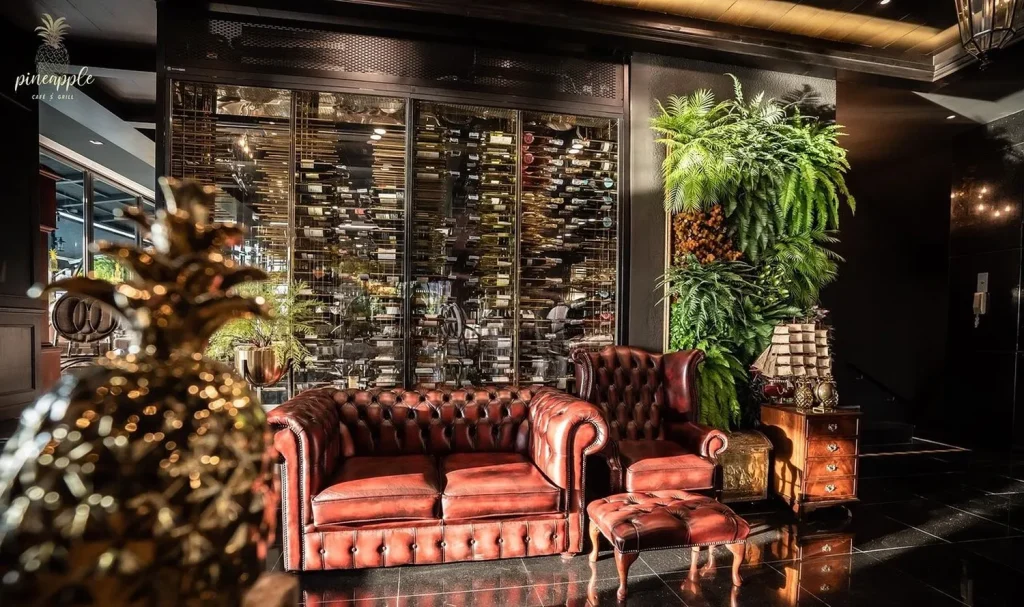 Reservation at PINEAPPLE restaurant Pattaya KEYS