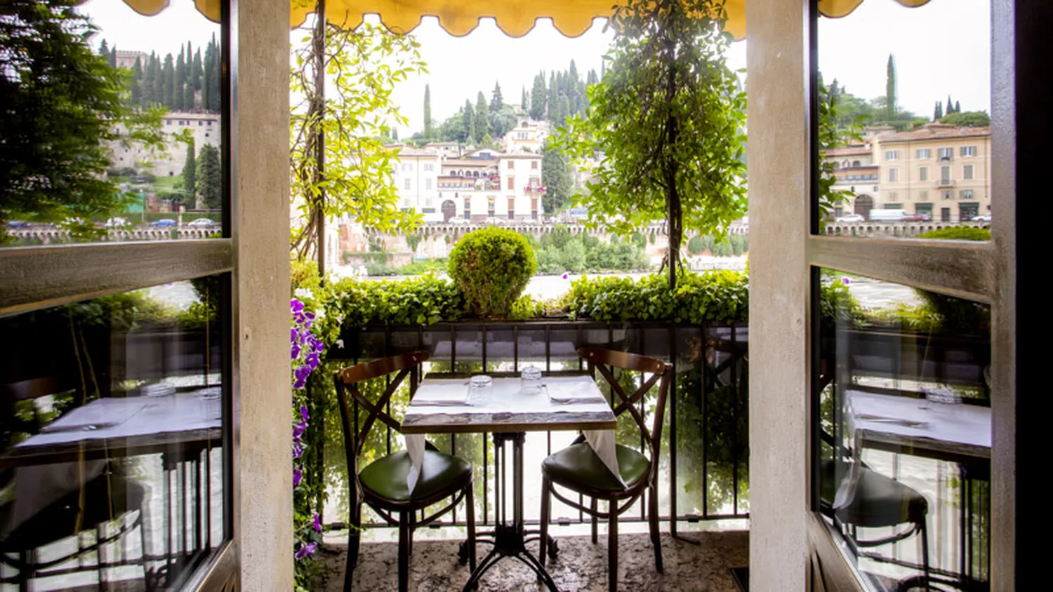 Ponte Pietra restaurant Verona